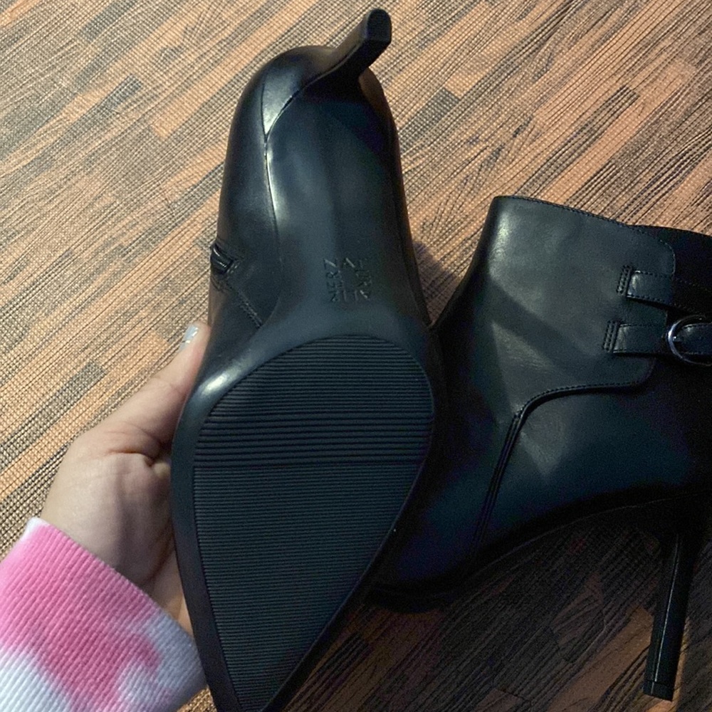 NWT naturalizer booties - Picture 6 of 8